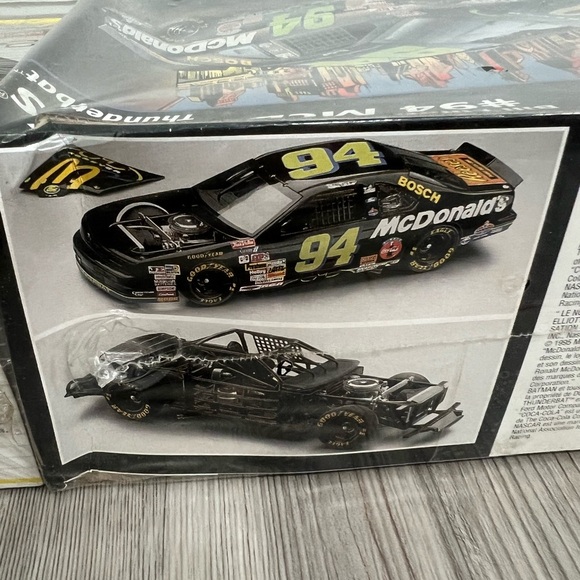 Bill Elliott McDonalds Thunderbat
#94 Mark Martin's #6 Folgers Ford
NASCAR NEW 2 - Picture 5 of 9